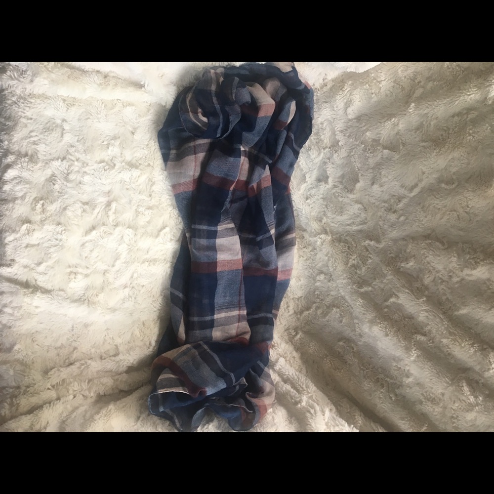 NWT Plaid Infinity Scarf